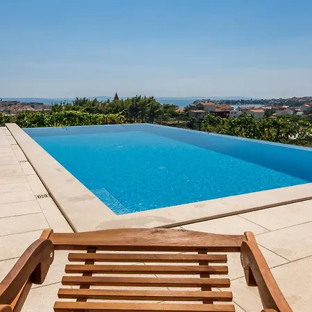 Seventh Heaven Villa Podstrana