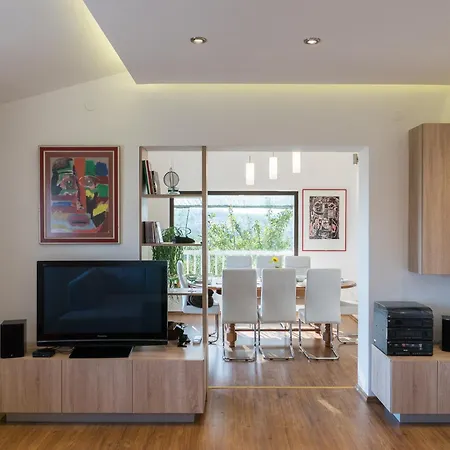 Seventh Heaven Villa *