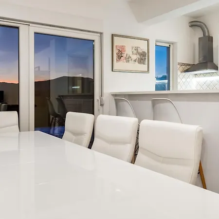 Seventh Heaven Villa Podstrana